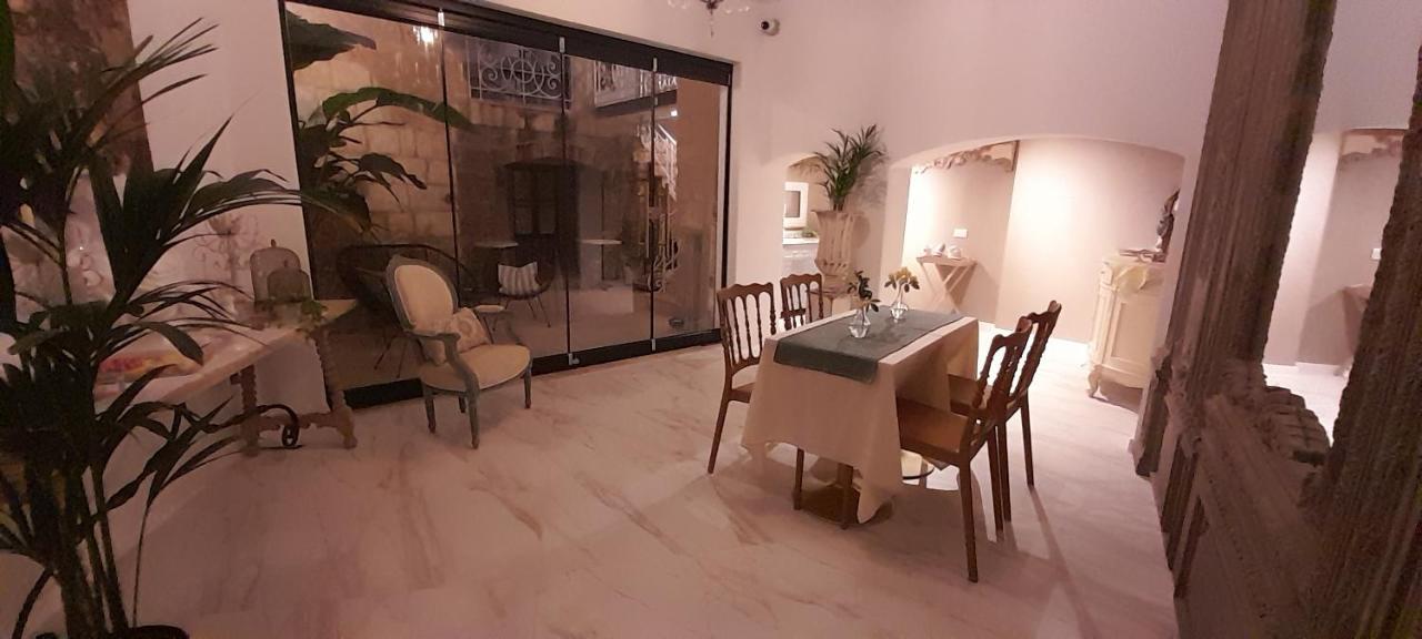 Casal Annunzia Boutique Accomodation Bed & Breakfast ทาร์เซียน ภายนอก รูปภาพ